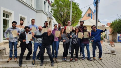 The FRASCAL doctoral researchers of the first cohort proudly present their certificates and awards. (Image: A. Dakkouri-Baldauf)